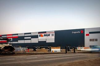 Dekpol zakończył budowę centrum logistycznego dla 7R Logistics w Kokotowie pod Krakowem
