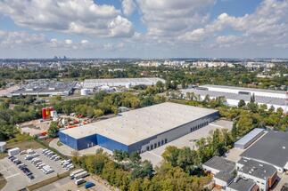 Innowacyjny Magazyn City Logistics Warsaw VI Zakończony przez Harden Construction: Ekologiczne Rozwiązania Przyszłości