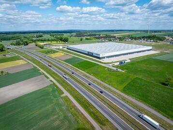 DMTrade stawia na logistykę klasy A – nowa przestrzeń w Hillwood Poznań‑Czempiń