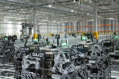 Rewolucja w logistyce: nowe zautomatyzowane centrum e-grocery Auchan pod Warszawą