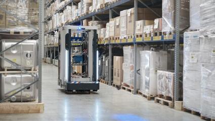 AI i magazynier z Azji! Jak będzie wyglądała branża logistyczna w 2030 roku?