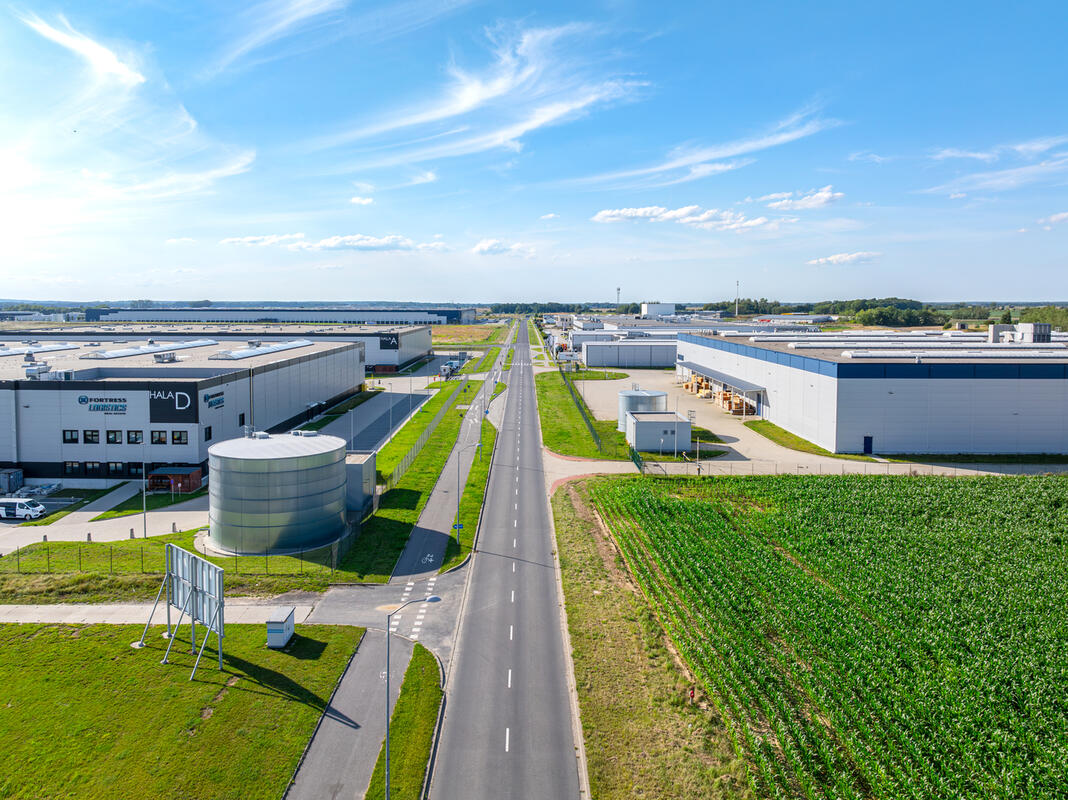 Fortress Logistics Park Stargard z nowym najemcą – firma HINE rozwija swoją produkcję w Polsce