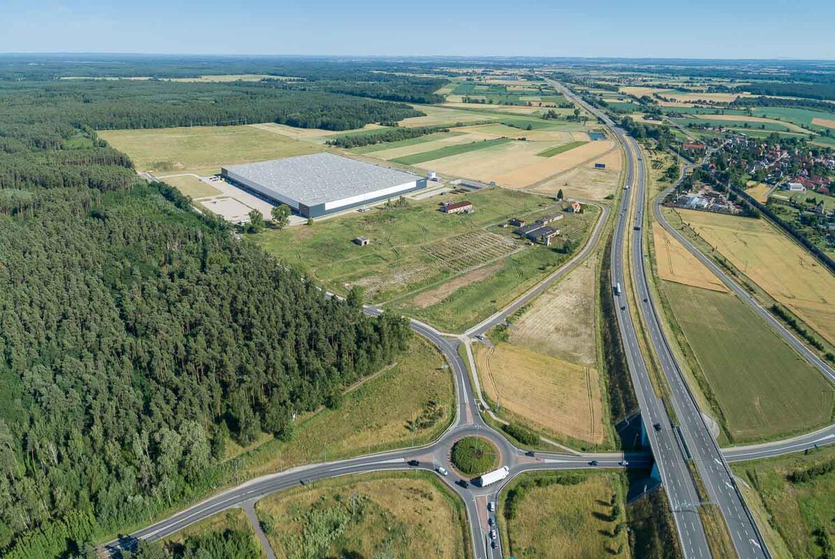 TKF Polska stawia na rozwój w Hillwood Rawicz – innowacyjny najemca w centrum logistycznym klasy A