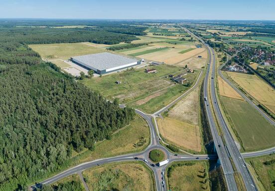 TKF Polska stawia na rozwój w Hillwood Rawicz – innowacyjny najemca w centrum logistycznym klasy A