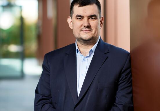 Knight Frank wzmacnia zespół logistyczno-przemysłowy w Polsce – Przemysław Piętak nowym Head of Industrial & Logistics Agency