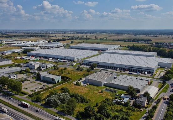 Logistyczny boom w Poznaniu: Rok-Log Logistic wybiera Prologis Park Poznań II na potrzeby ekspansji